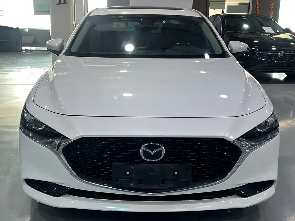 Mazda3 Angkesela 2021 2.0L Automatic Premium Edition купить на сайте DeffCars