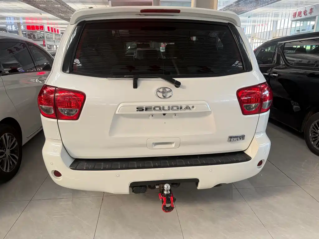Sequoia 2010 5.7 Platinum Edition купить на сайте DeffCars