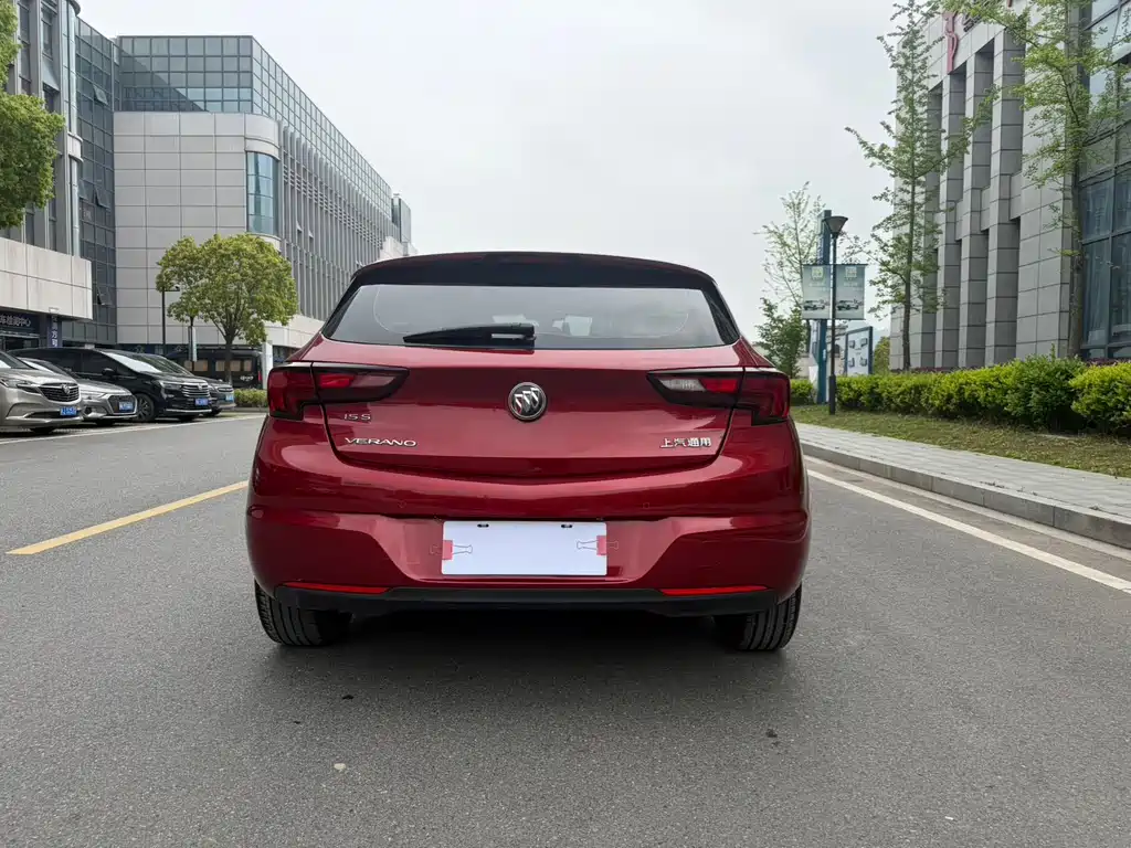 Weilan 2018 Hatchback 15S Automatic Leading Type купить на сайте DeffCars