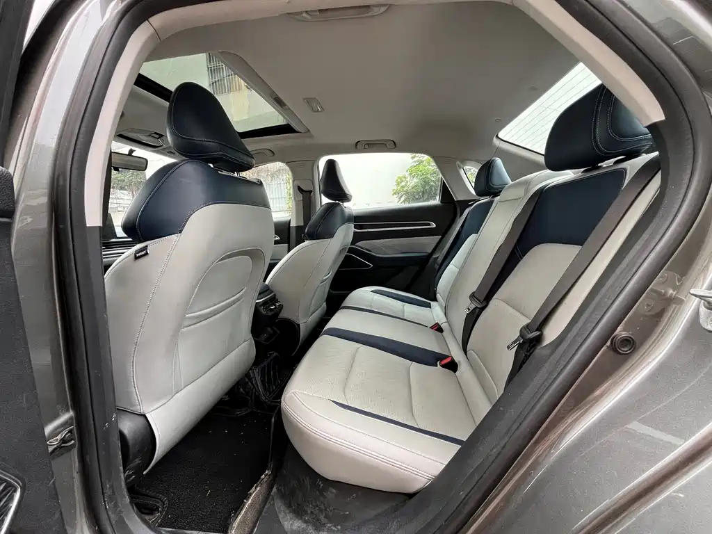 Emgrand 2022 4th generation 1.5L CVT flagship model купить на сайте DeffCars