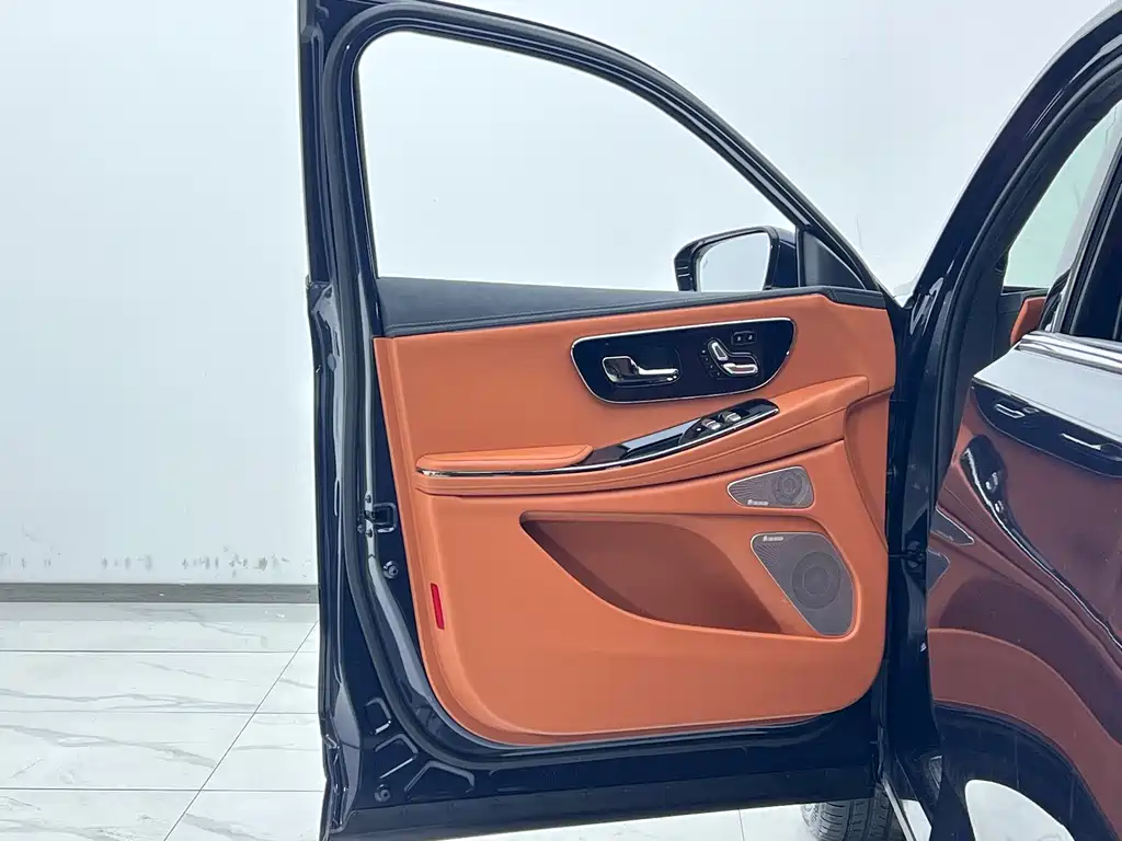 Xingtu Lanyue C-DM 2025 model 180 ultra-long battery life Ultra four-wheel drive 6 seats купить на сайте DeffCars