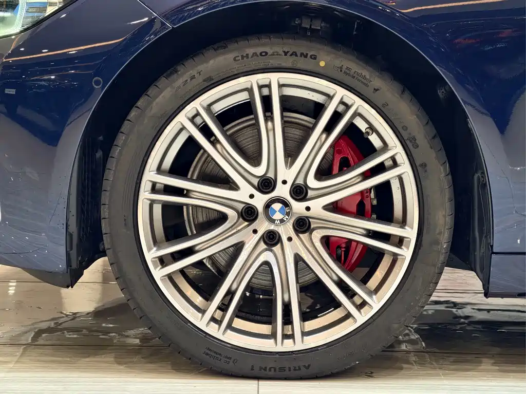 BMW 7 Series 2019 740Li xDrive Executive Luxury Package купить на сайте DeffCars