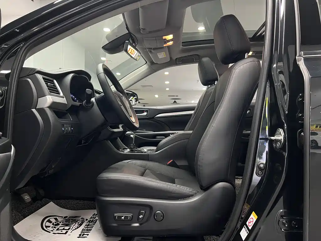 Highlander 2018 2.0T four-wheel drive premium version, 7 seats, National VI купить на сайте DeffCars