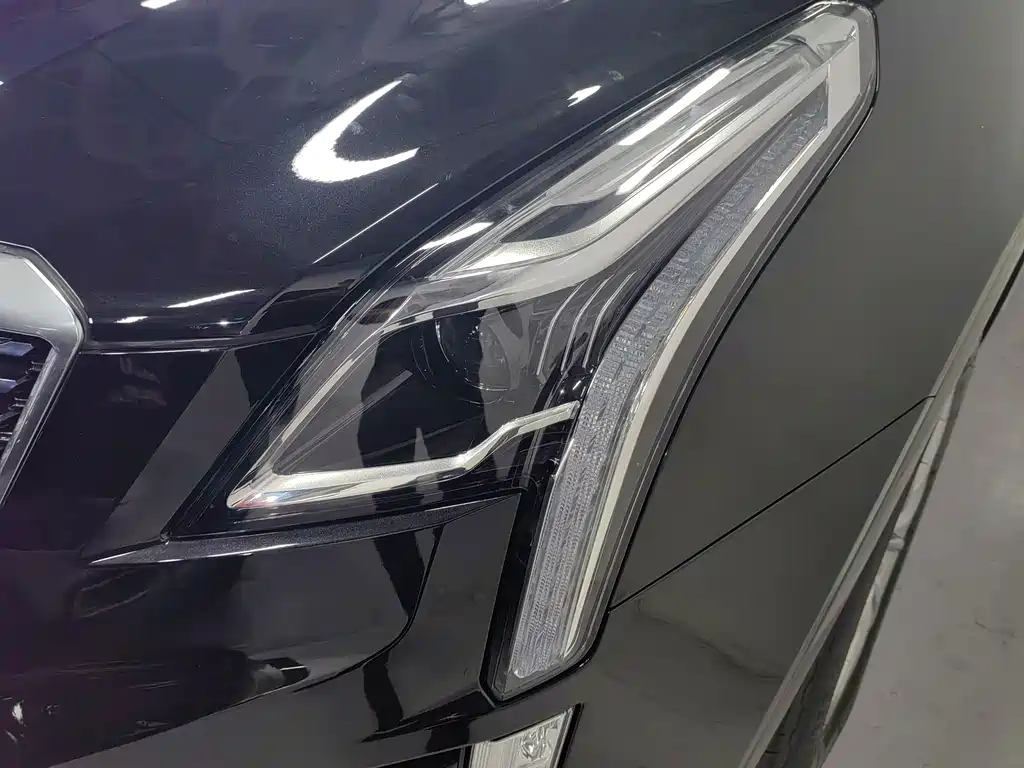 Cadillac XT5 2020 facelift 28T four-wheel drive luxury model купить на сайте DeffCars