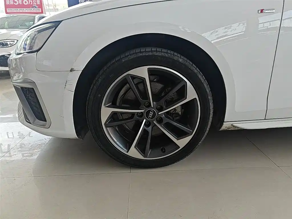 Audi A4L 2024 40 TFSI Fashionable and Dynamic купить на сайте DeffCars