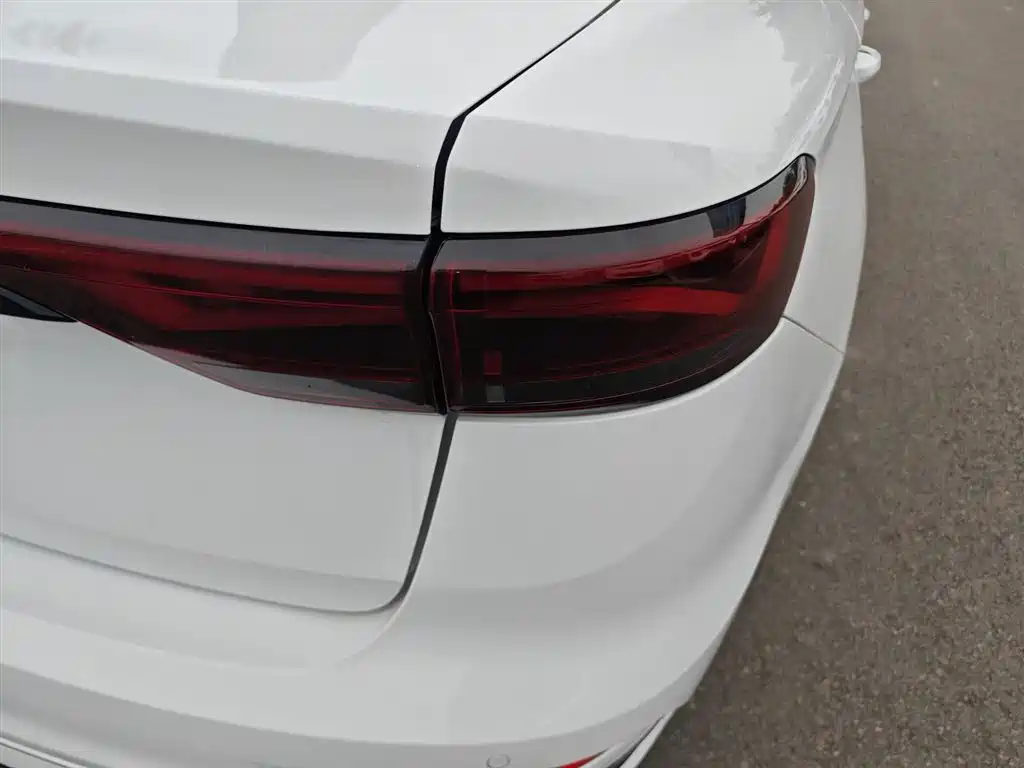 Emgrand 2022 4th generation 1.5L CVT premium model купить на сайте DeffCars