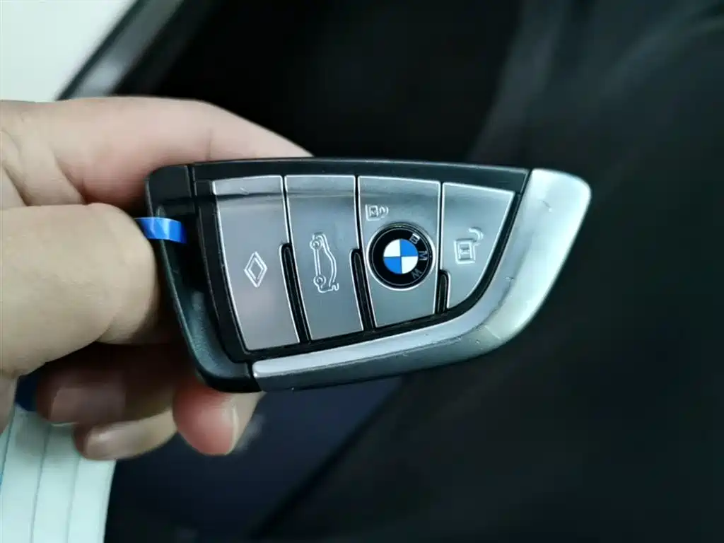 BMW 5 Series 2021 530Li Leading M Sports Package купить на сайте DeffCars