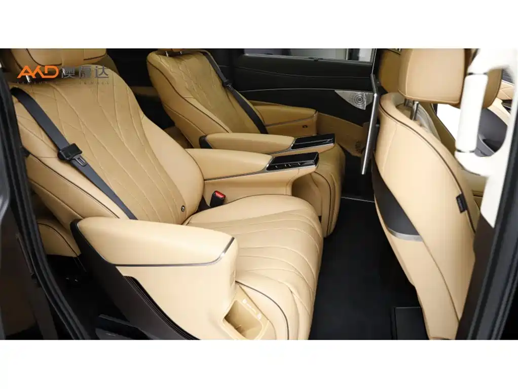 Denza D9/1.5T/24 models/DM-i 980 four-wheel drive flagship version купить на сайте DeffCars