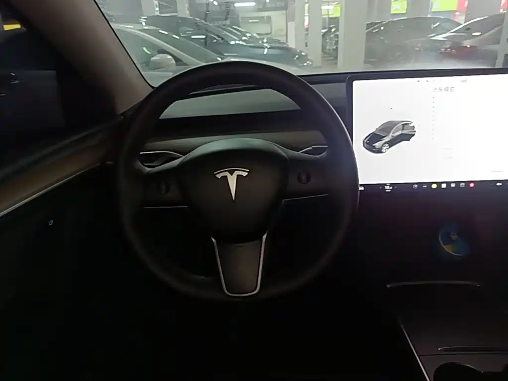 Model Y 2021 long-range all-wheel drive version 3D7 купить на сайте DeffCars