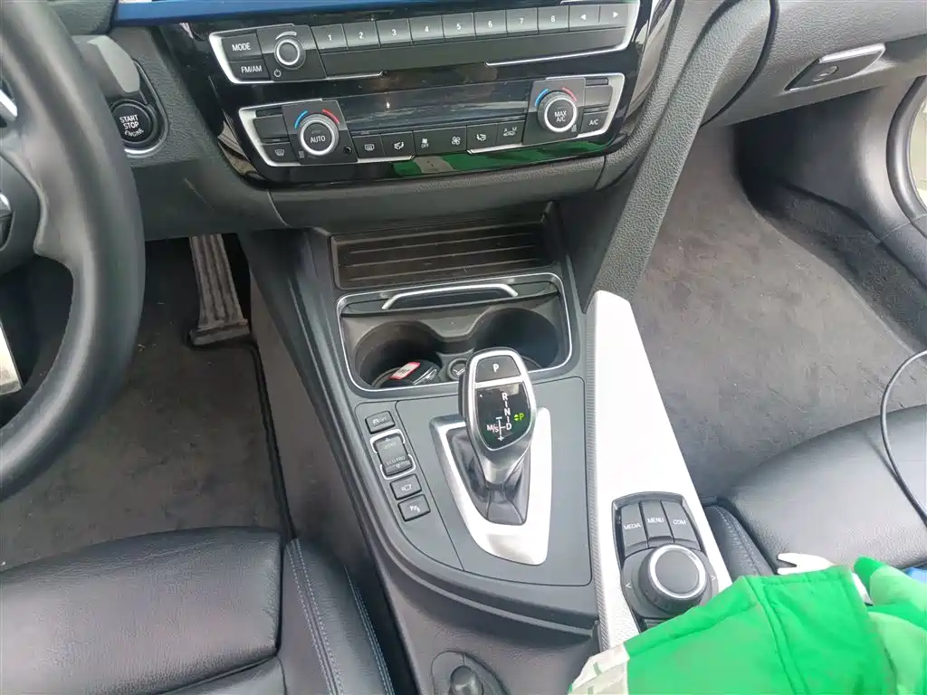 BMW 3 Series 2018 320i M Sports Package купить на сайте DeffCars