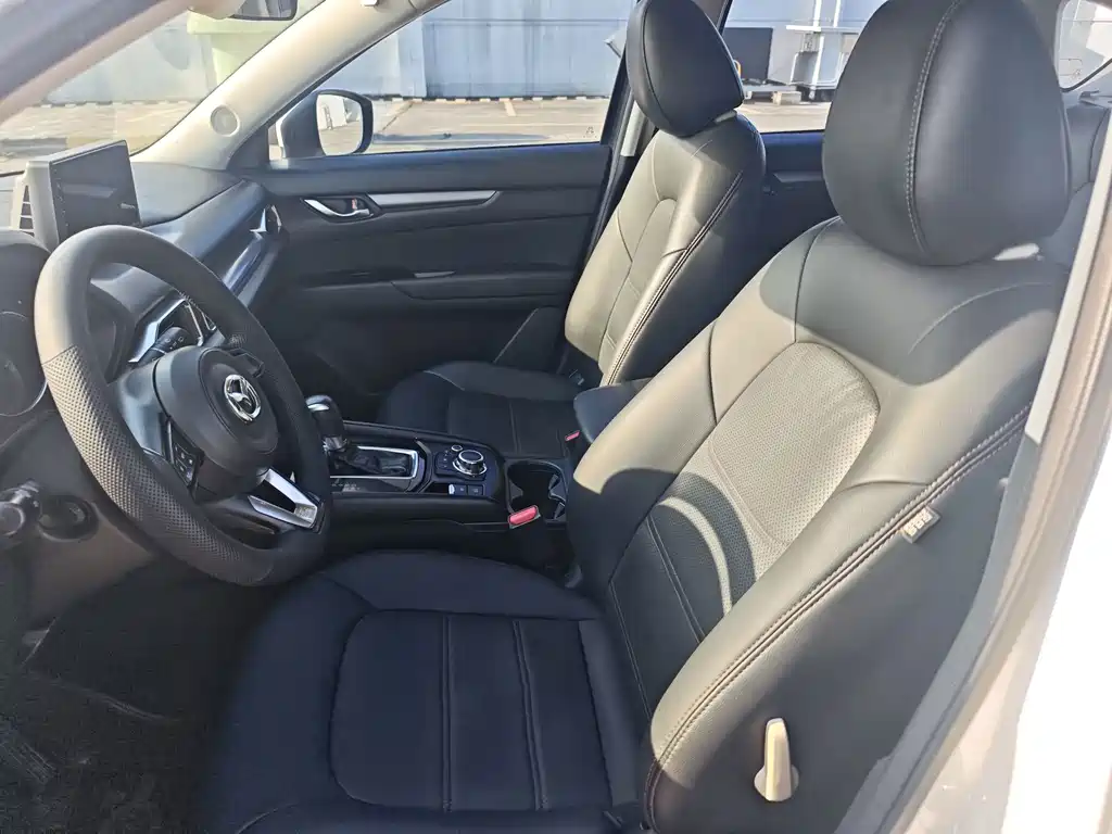 Mazda CX-5 2017 2.0L automatic two-wheel drive comfort model National V купить на сайте DeffCars