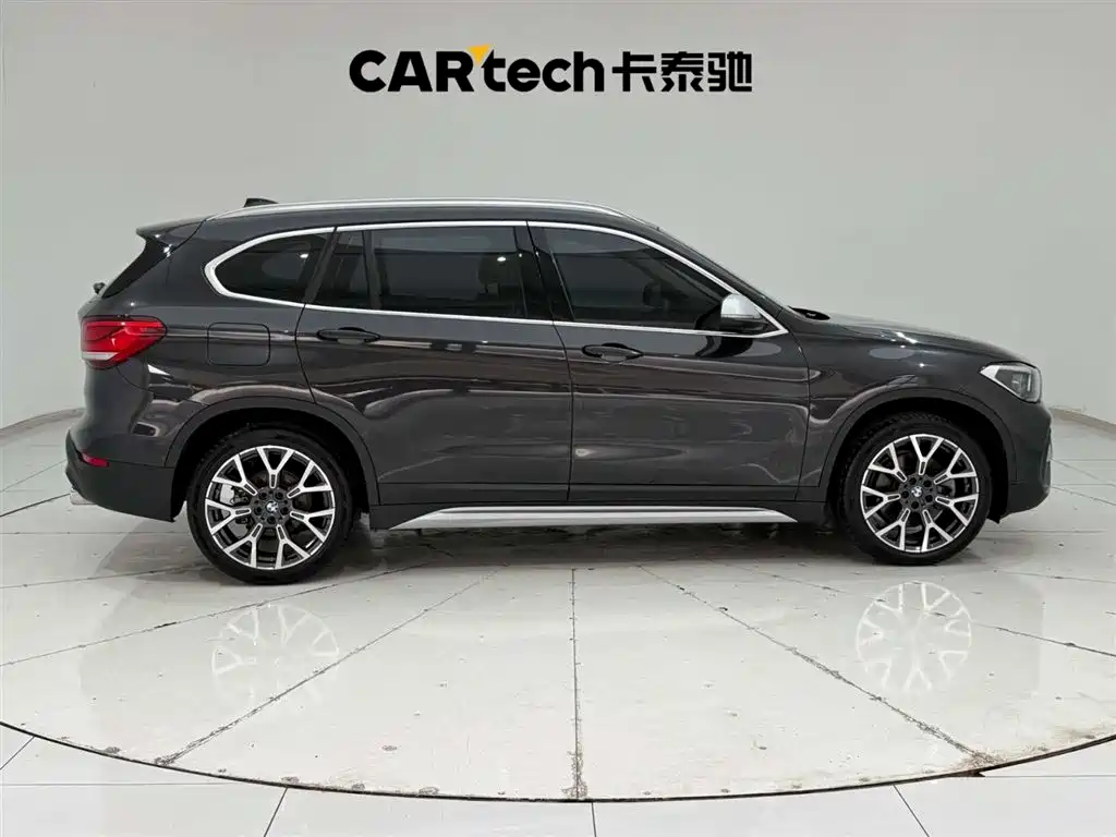 BMW X1 2021 facelift xDrive25Li exclusive model купить на сайте DeffCars