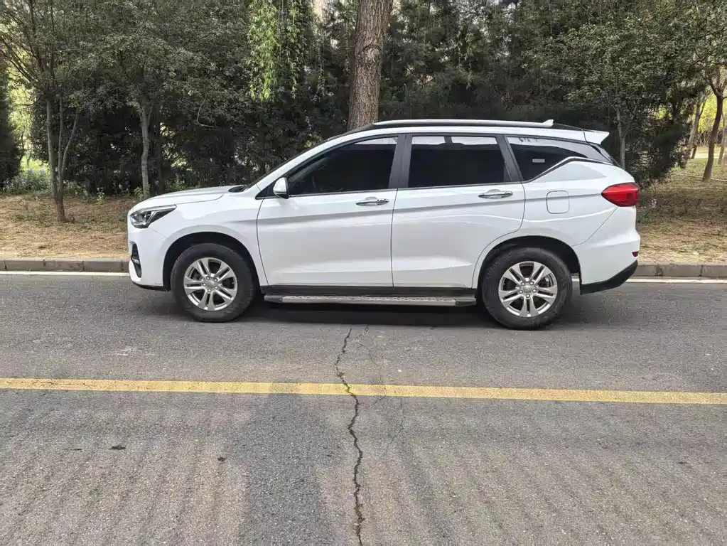 Haval M6 2019 1.5T manual two-wheel drive elite model National V купить на сайте DeffCars