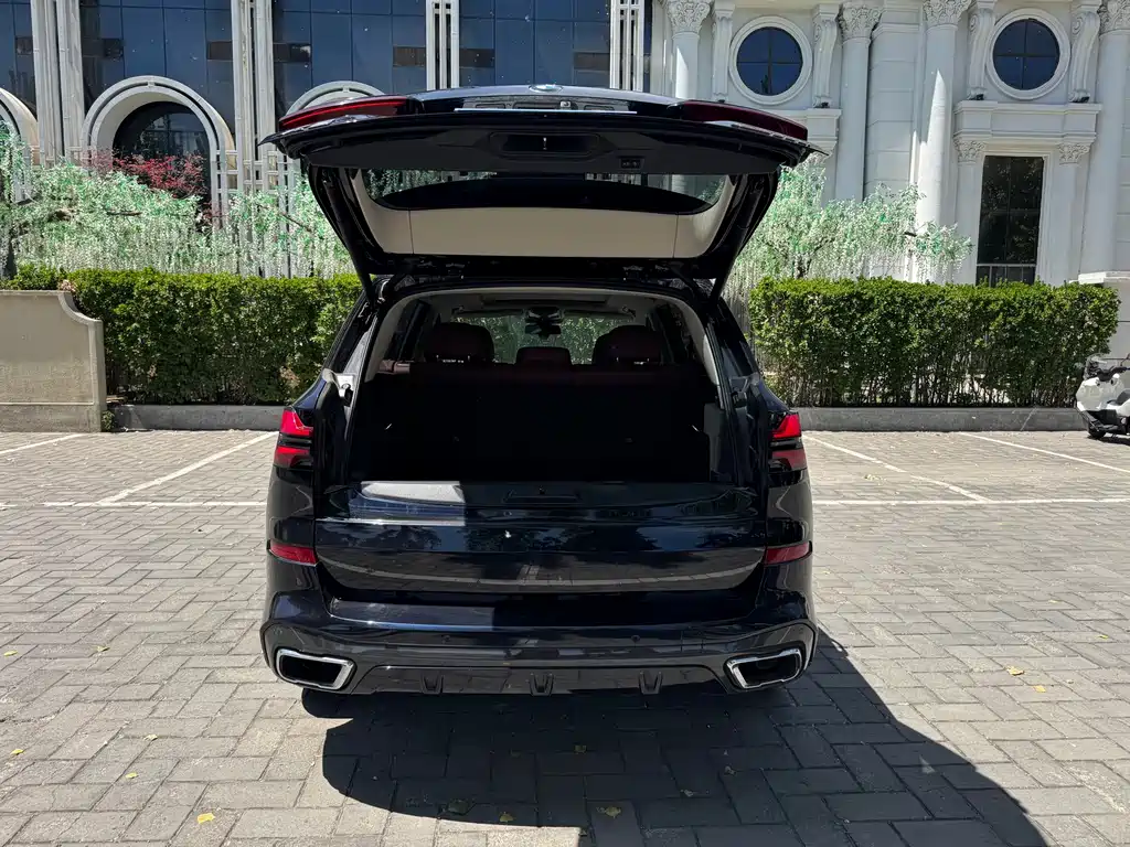 BMW X5 2023 xDrive 30Li Exclusive M Sports Package купить на сайте DeffCars