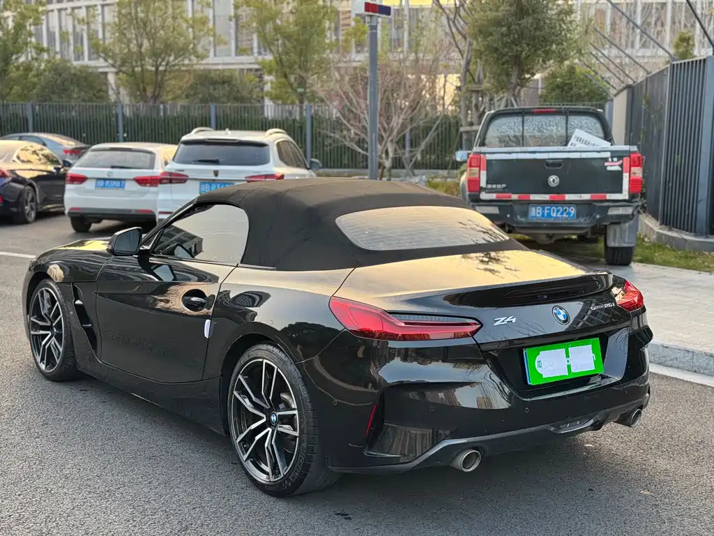 BMW Z4 2023 sDrive 25i M Sports Package купить на сайте DeffCars