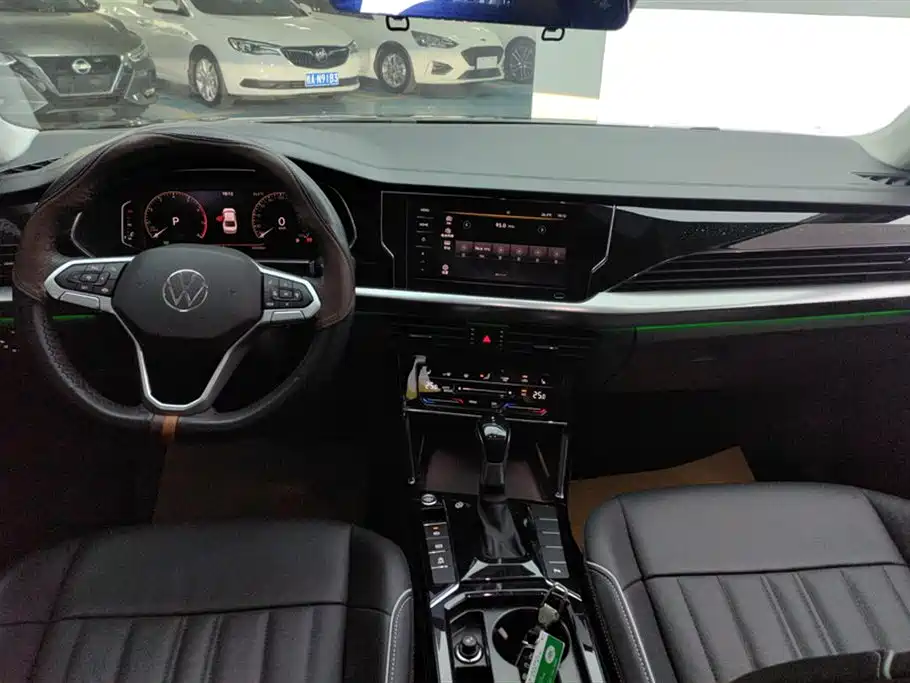 Passat 2022 330TSI Starry Sky Elite Edition купить на сайте DeffCars