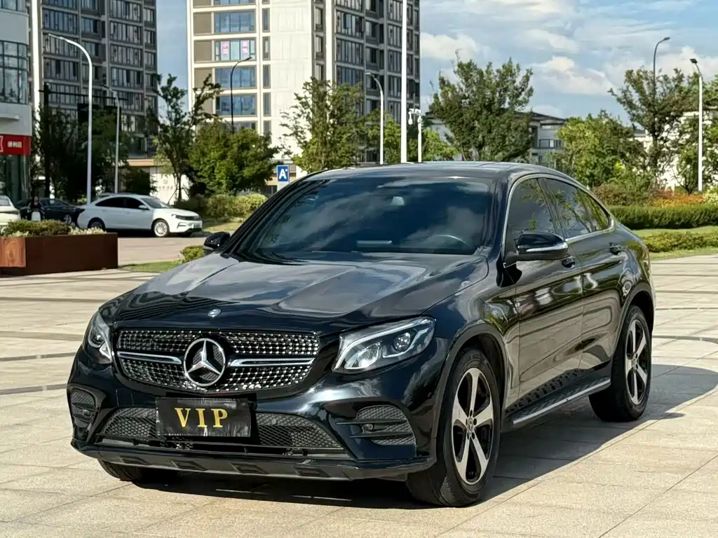 Mercedes-Benz GLC Coupe 2017 GLC 200 4MATIC Coupe SUV купить на сайте DeffCars