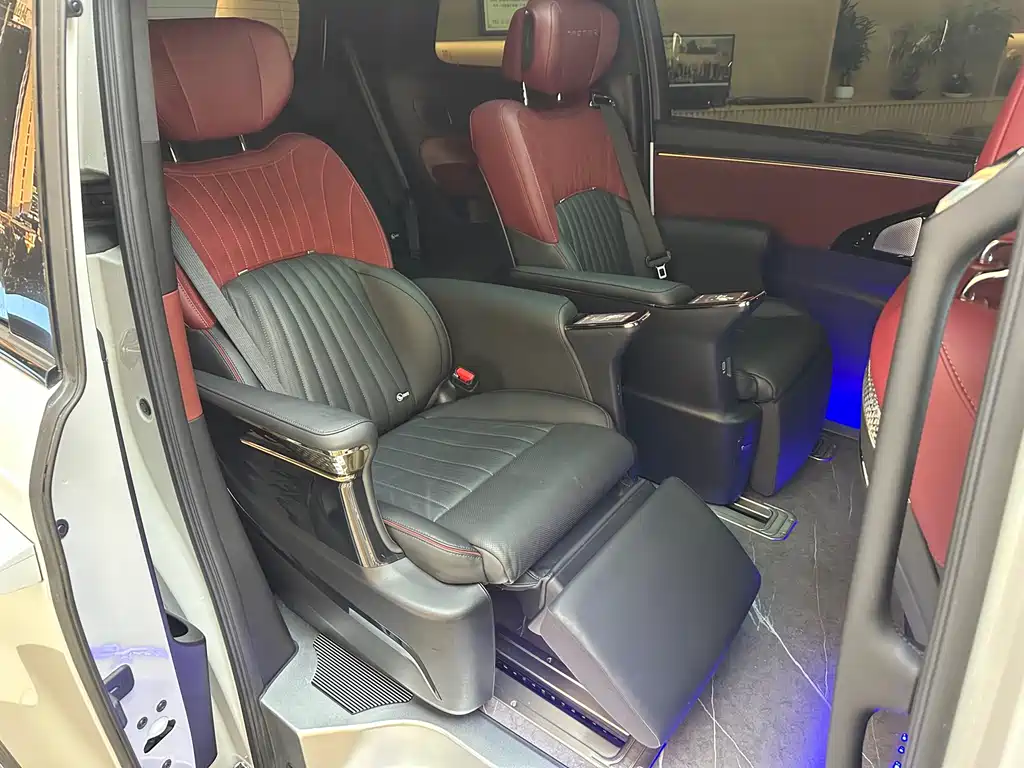 Trumpchi M8 2023 Grandmaster Series Dual Engine Royal Edition купить на сайте DeffCars