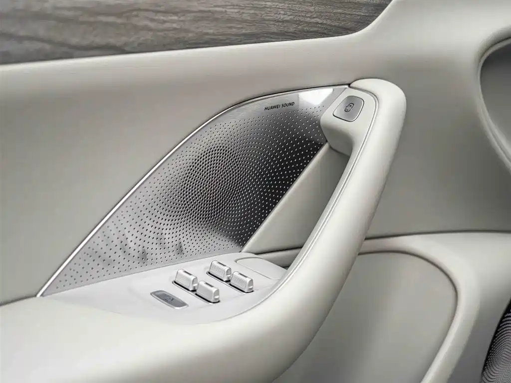 Zhijie S7 2024 Pro купить на сайте DeffCars