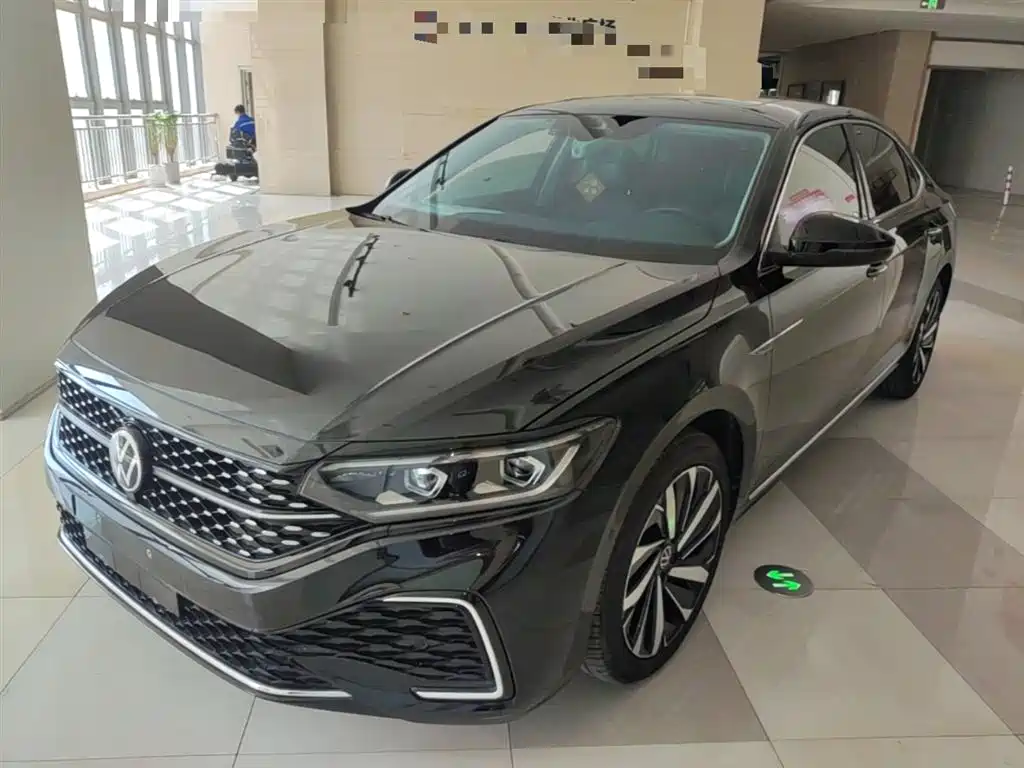 Passat 2022 330TSI Starry Sky Deluxe Edition купить на сайте DeffCars