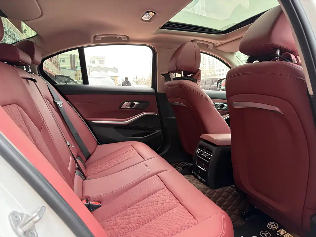 BMW 3 Series 2024 325i M Sports Package купить на сайте DeffCars