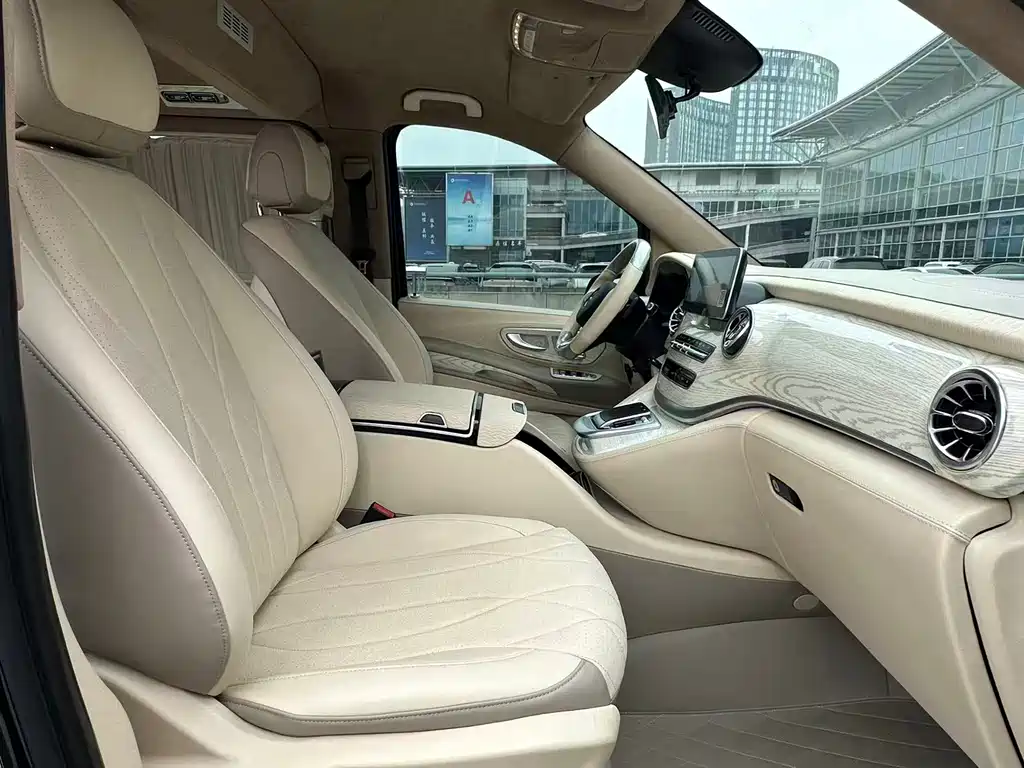 Vito 2021 2.0T Business Edition 7 seats купить на сайте DeffCars
