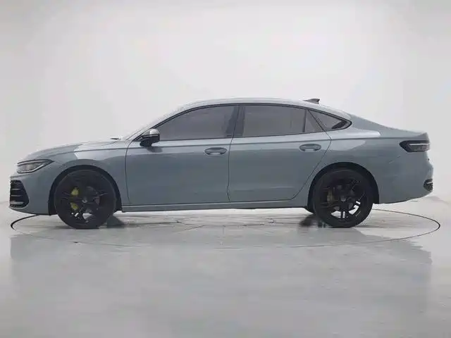 Passat 2025 Pro 380TSI Star Dragon Edition купить на сайте DeffCars