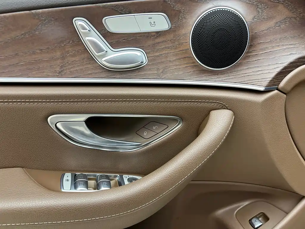 Mercedes-Benz E-Class 2021 facelift E 260 L купить на сайте DeffCars