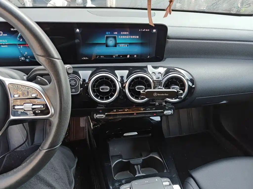 Mercedes-Benz A-Class 2021 facelift A 180 L sports sedan купить на сайте DeffCars