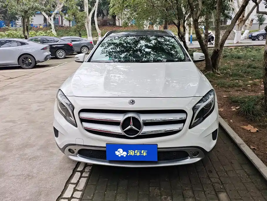 Mercedes-Benz GLA 2016 GLA 200 Fashion Model купить на сайте DeffCars