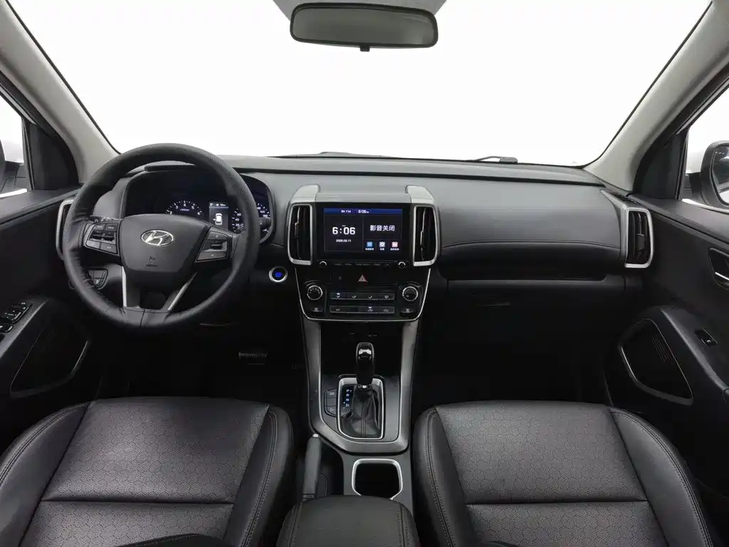 Beijing Hyundai ix35 2018 2.0L automatic two-wheel drive Zhiyong·Enjoy Edition купить на сайте DeffCars