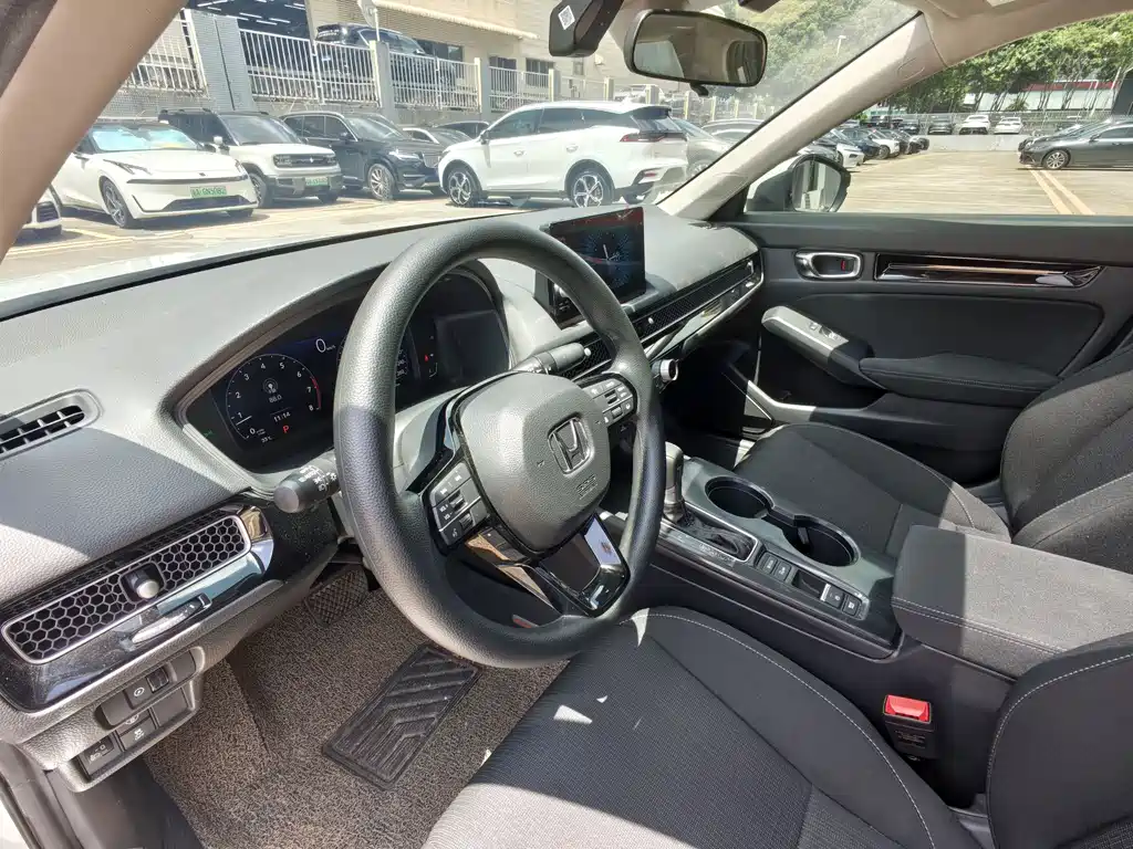 Civic 2023 240TURBO CVT Dynamic C-seat Special Edition купить на сайте DeffCars
