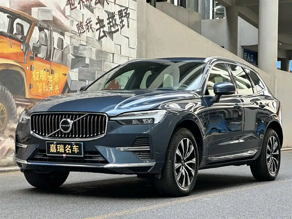 Volvo XC60 2025 B5 four-wheel drive Zhiyuan luxury version купить на сайте DeffCars