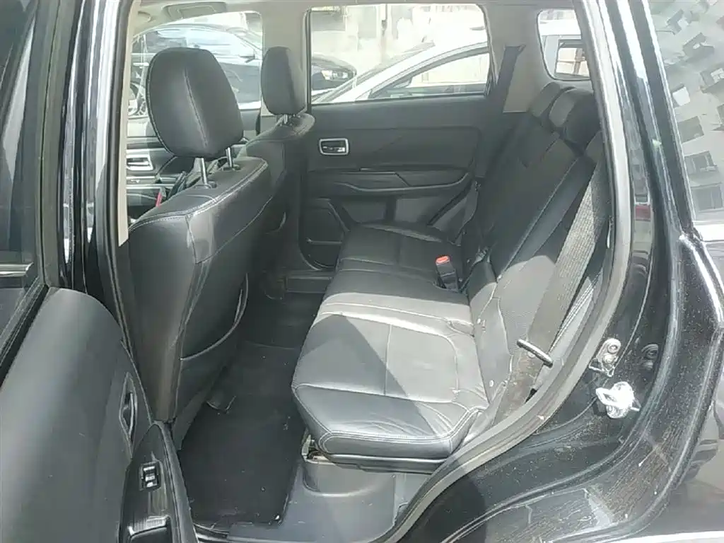 Outlander 2018 2.0L 2WD Honor Edition 5 seats купить на сайте DeffCars