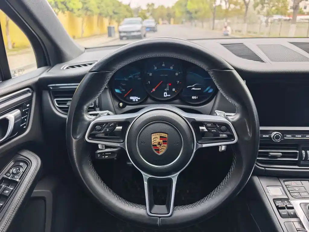 Macan 2018 Macan 2.0T купить на сайте DeffCars