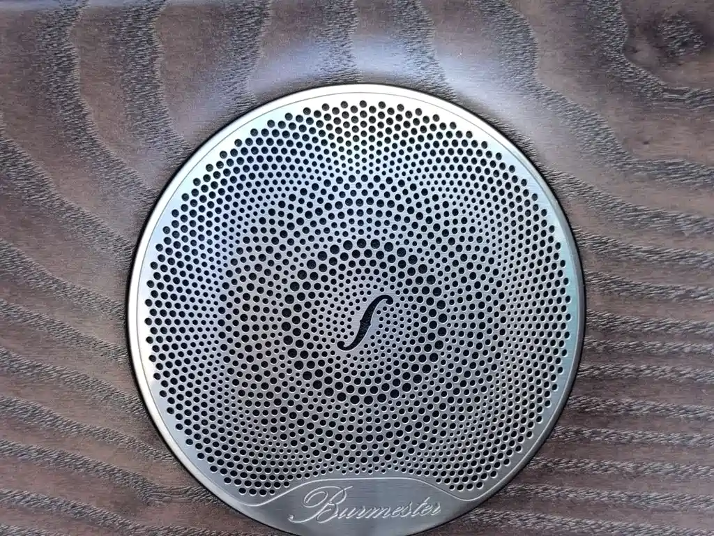 Mercedes-Benz E-Class 2023 E 300 L Luxury Model купить на сайте DeffCars