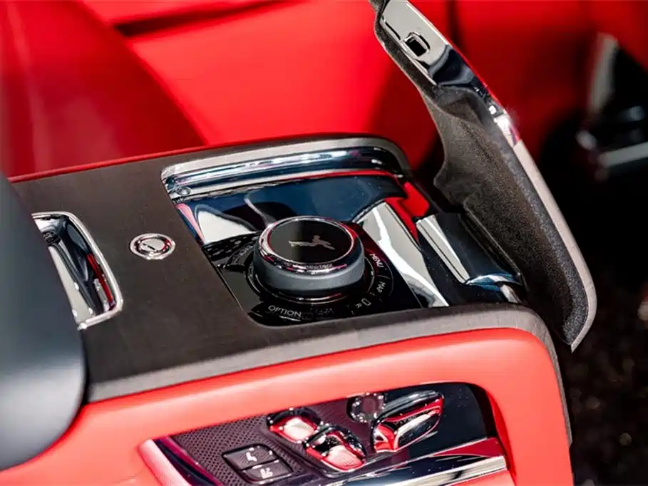 Cullinan 2024 four-seat version купить на сайте DeffCars