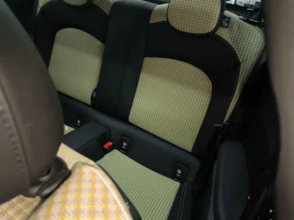 MINI 2023 2.0T COOPER S Artist купить на сайте DeffCars