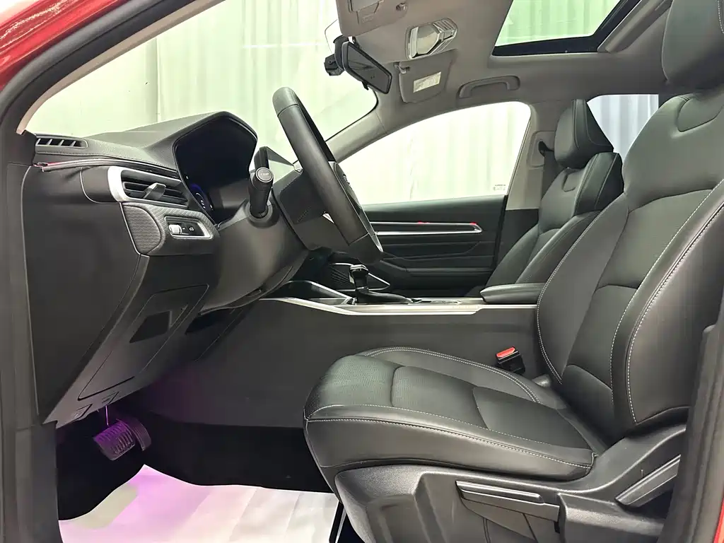 Emgrand 2022 4th generation 1.5L CVT premium model купить на сайте DeffCars