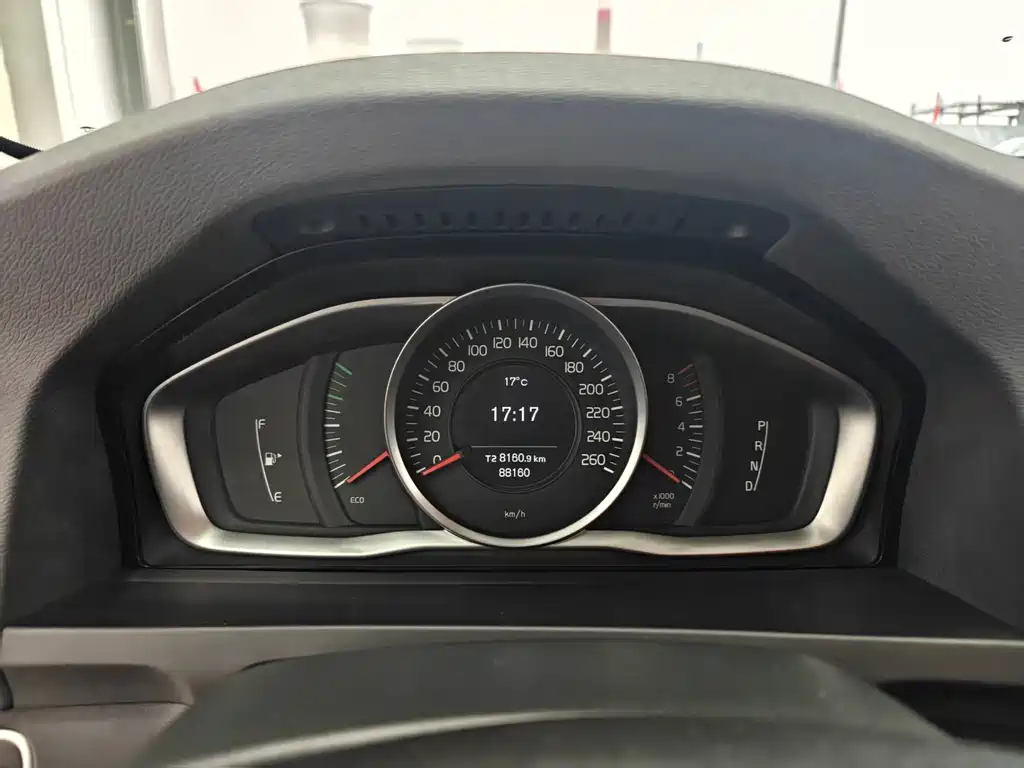 Volvo S60 2019 S60L T3 Smart Edition купить на сайте DeffCars