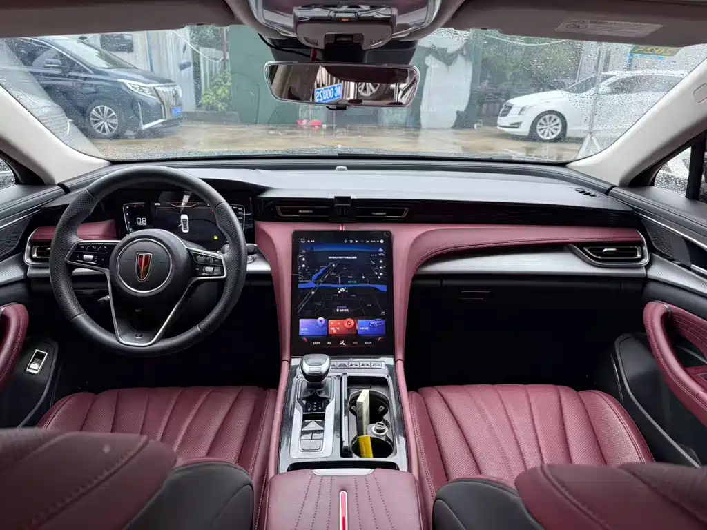 Hongqi H5 2023 1.5T DCT Zhilian Qiyun Edition купить на сайте DeffCars