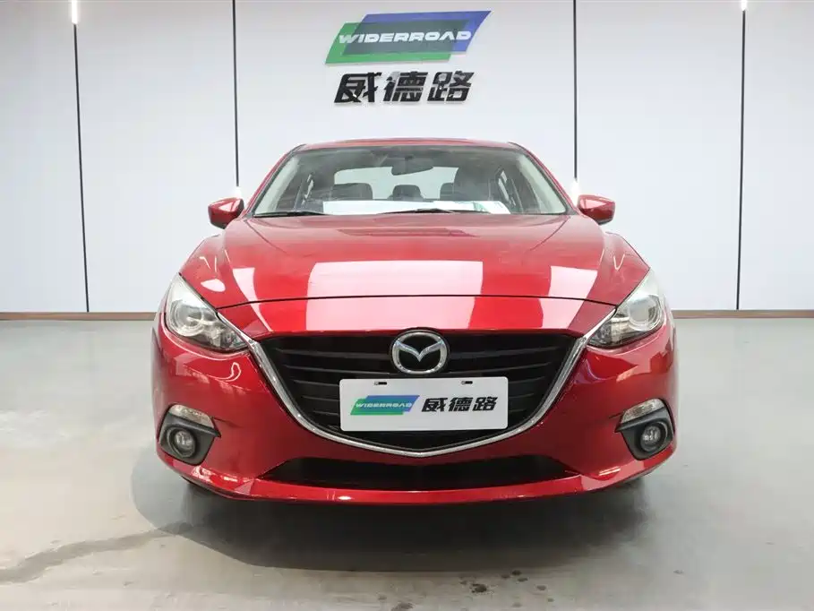 Mazda3 Angkesela 2016 sedan 1.5L automatic comfort type купить на сайте DeffCars