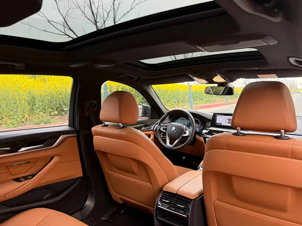 BMW 5 Series 2018 facelift 530Li leading M sports package купить на сайте DeffCars