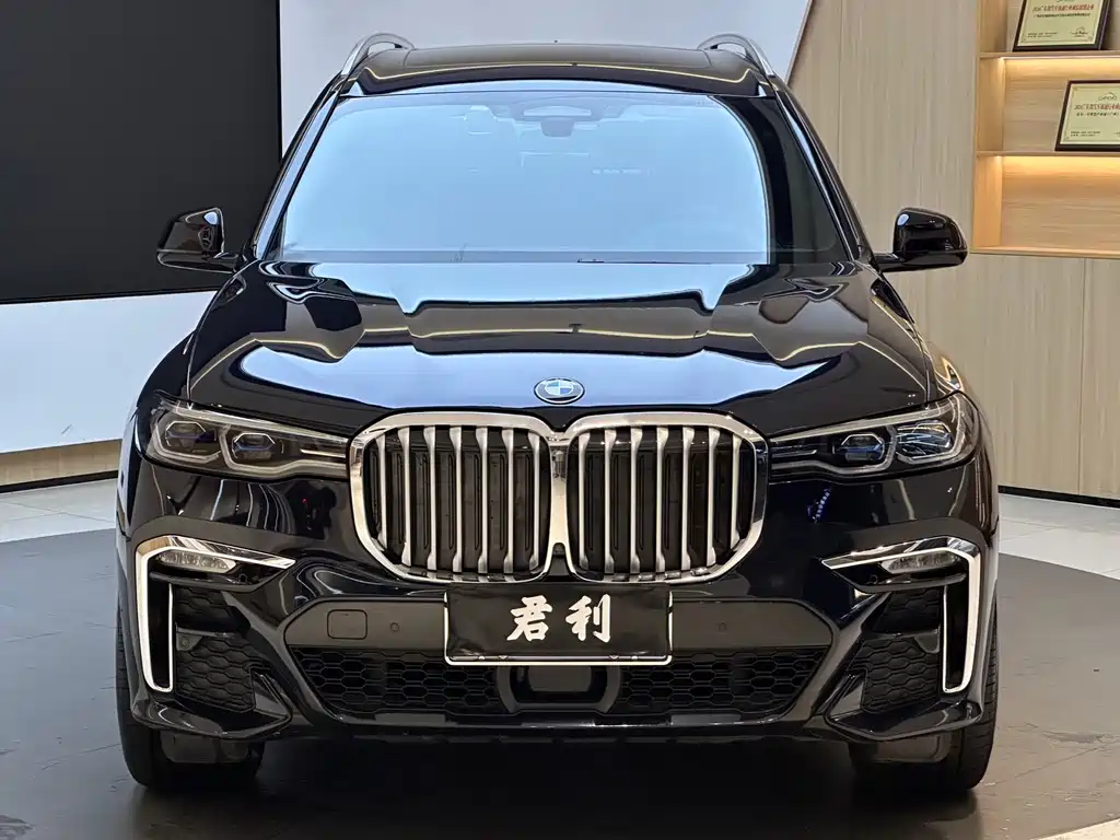 BMW X7 2019 xDrive40i Exclusive M Sports Package купить на сайте DeffCars