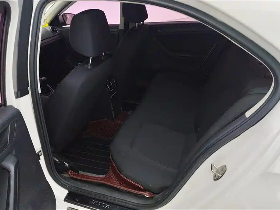 Jetta 2017 1.4L manual fashion model купить на сайте DeffCars