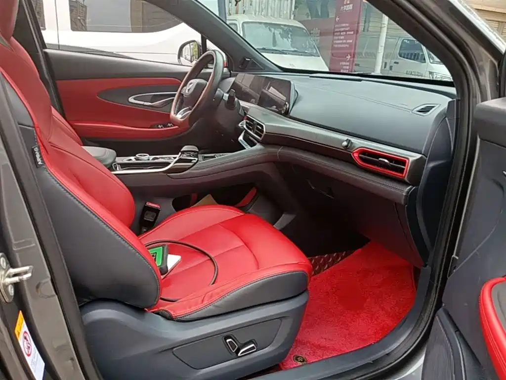 Changan UNI-T 2020 1.5T flagship model купить на сайте DeffCars