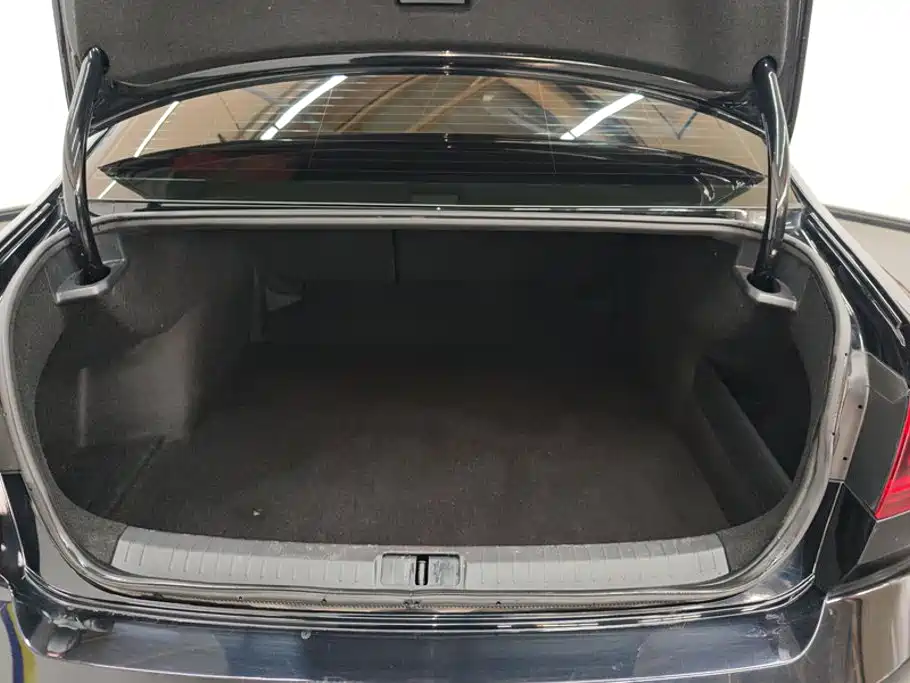 MAGOTAN 2020 280TSI DSG Comfort купить на сайте DeffCars