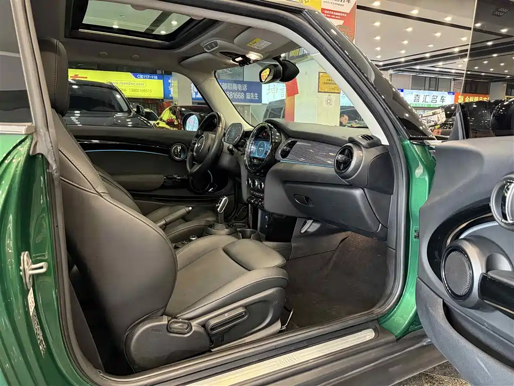 MINI 2022 1.5T COOPER Classic купить на сайте DeffCars