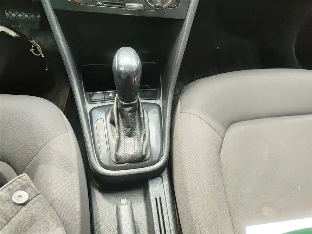 Santana 2019 1.5L automatic fashion version National VI купить на сайте DeffCars