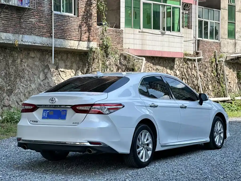 Camry 2023 2.0G Deluxe Edition купить на сайте DeffCars